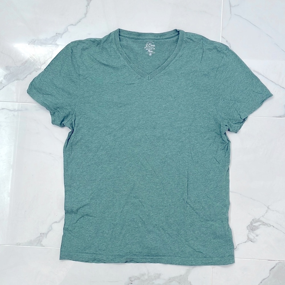 J.Crew Broken-In v neck t shirt M